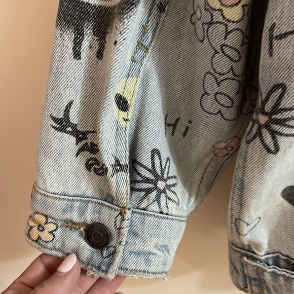 Wild Fable Graffiti Jean Jacket Women's L Denim Alien Smiley Face Flower Grunge - Picture 7 of 13